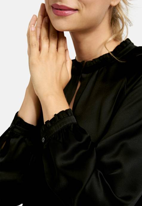MILANO ITALY BLOUSE W STAND UP COLLAR W RUFFLES Begrenzt auf 3 Tage
