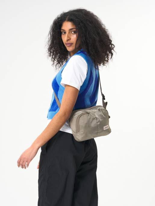AEVOR Umhängetasche "Sacoche Bag" Riesige Rabatte