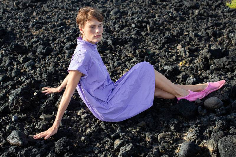 Katharina Hovman Easy Dress lavanda Vierteljährliche Förderung
