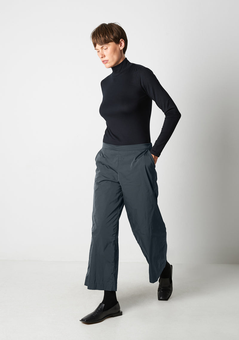 Katharina Hovman Hose weit heavy Taffetas, antra Osterangebot